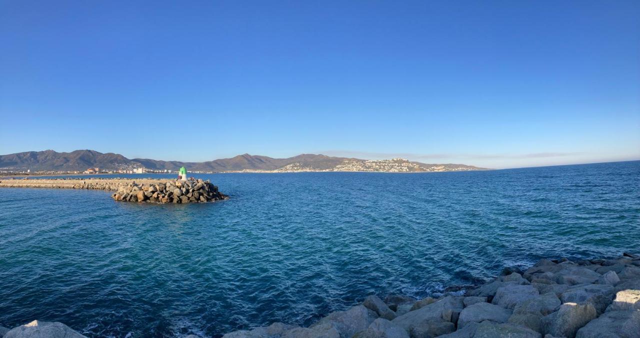 Tres Bel Appartement Entierement Renove Empuriabrava Luaran gambar