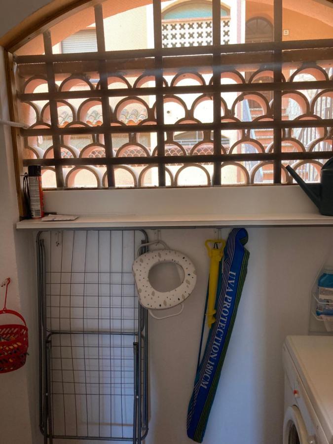 Tres Bel Appartement Entierement Renove Empuriabrava Luaran gambar
